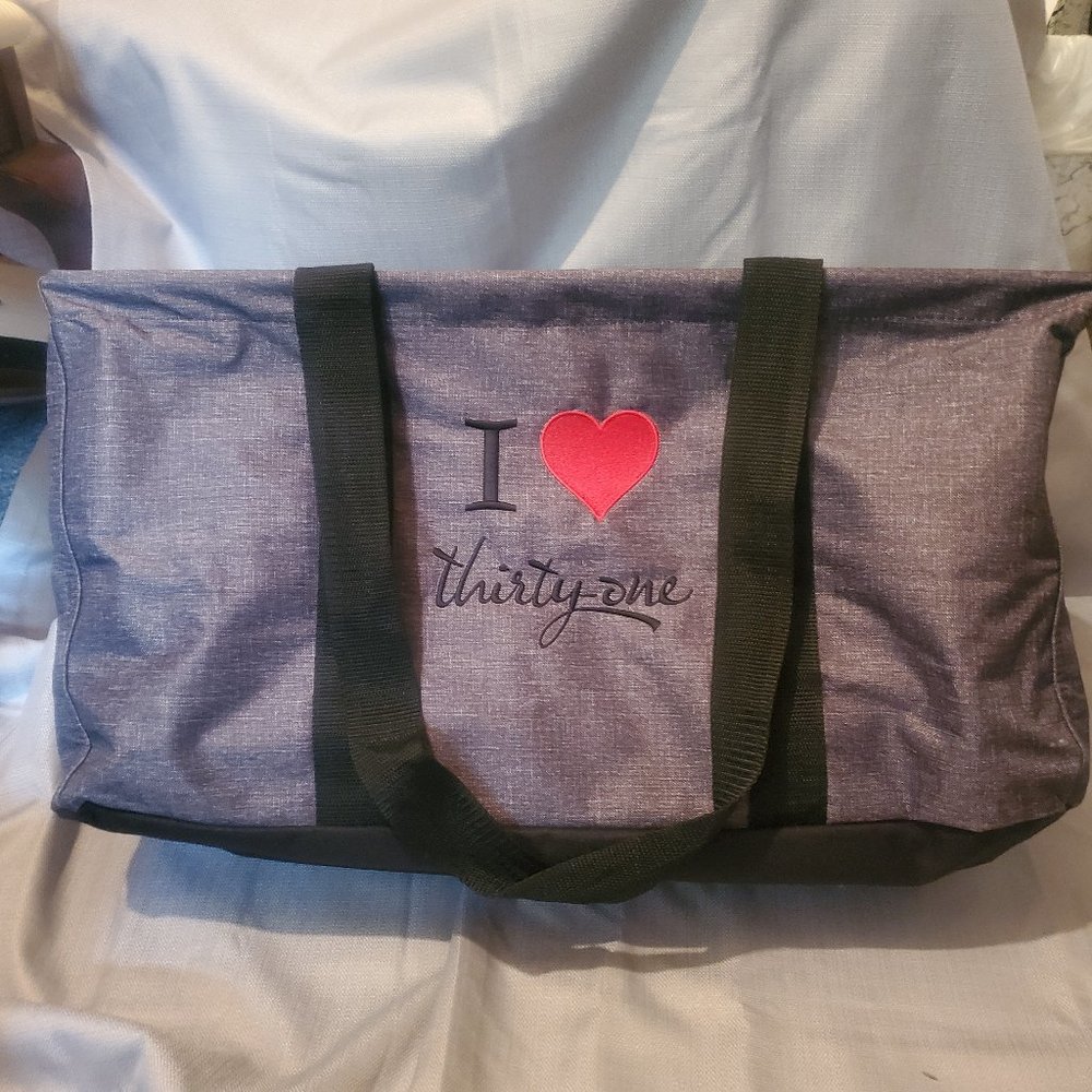 31 Large Utility Tote (LUT)